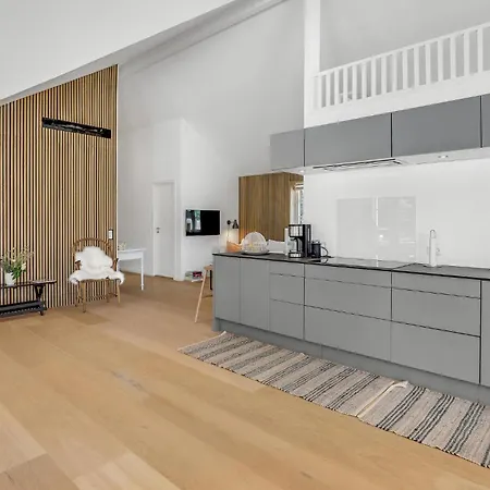 בית נופש 3 Bedroom Gorgeous Home In Aakirkeby